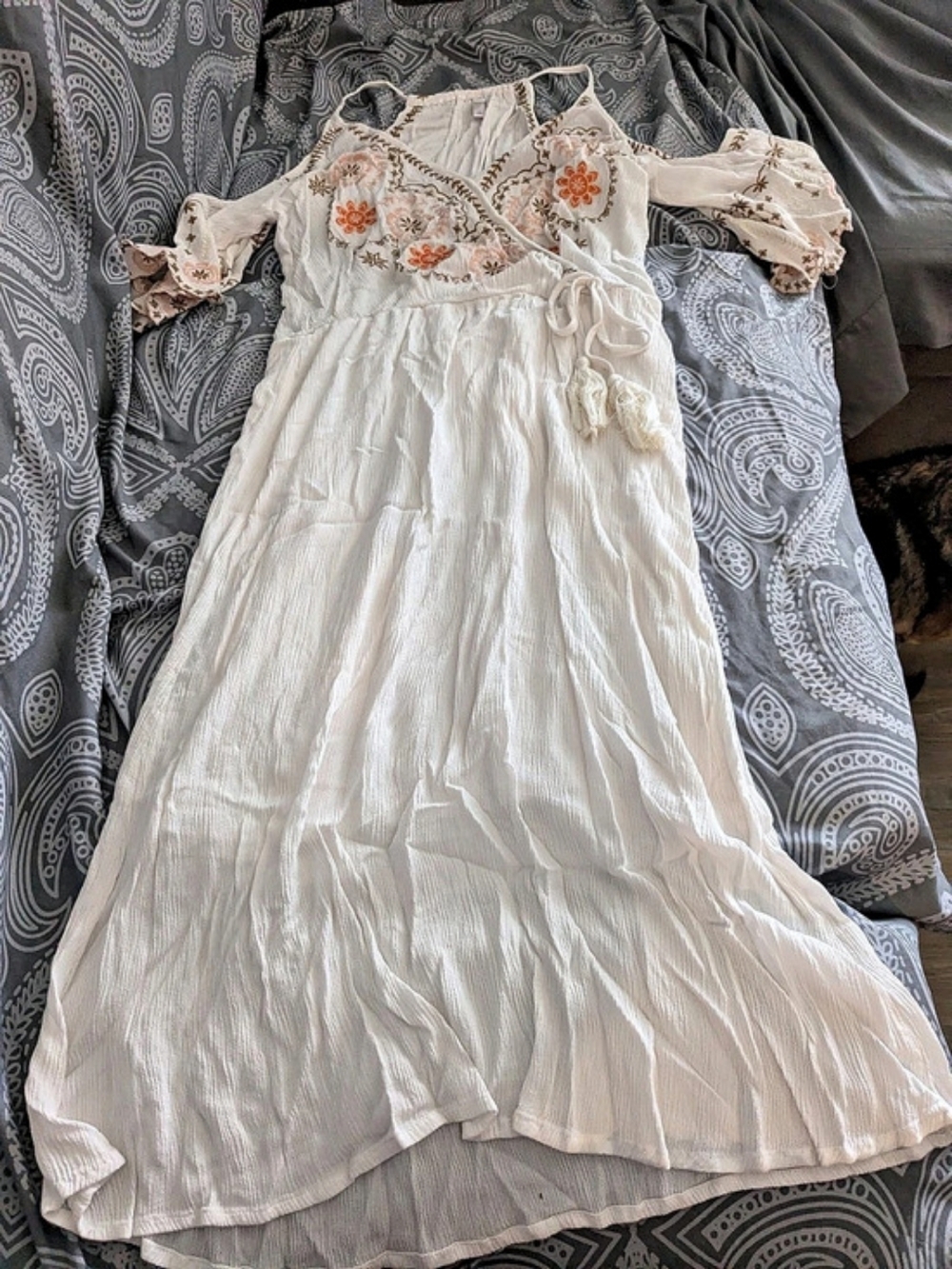 Xhilaration White Cold Shoulder Embroidered Maxi Dress with Tassels